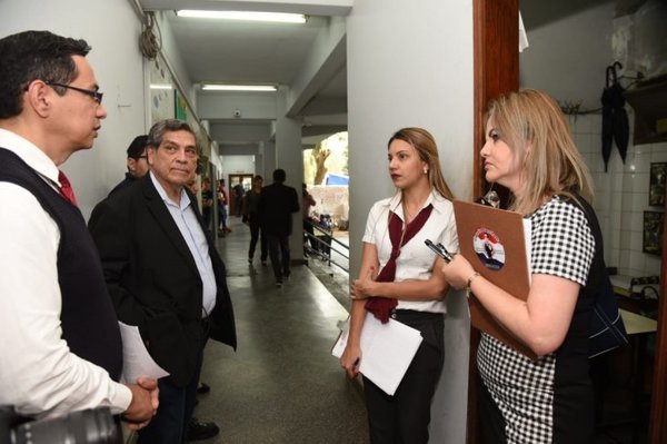 Denuncia contra intendente no tiene 'objetivos políticos', dice concejal lambareño