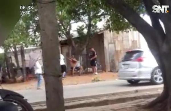 Vecino violento atacó a un abuelito - SNT