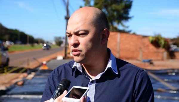 Intendente destituye a director de medio ambiente por presuntos hechos de corrupción