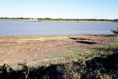 HOY / Descenso del río impide llegada de convoyes de INC