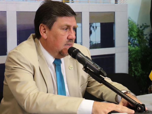 Efraín Alegre es el responsable de que el PLRA esté en bancarrota económica, según Llano