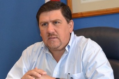 Llano acusa a Alegre de llevar a bancarrota el PLRA