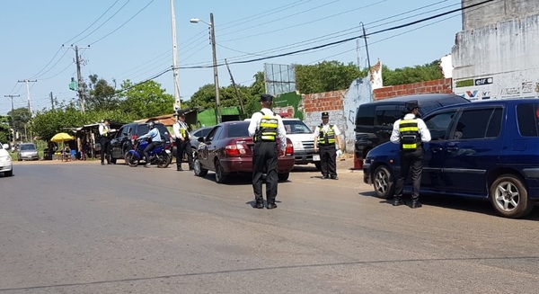 PMT reanuda las barreras de control a vehículos en San Lorenzo | San Lorenzo Py