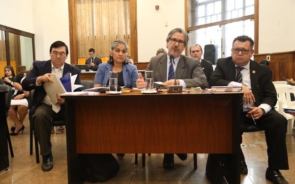 Camaristas suspendidos en audiencia para ser oídos en el Jurado de Enjuiciamientos