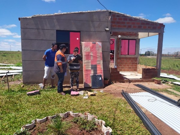 SEN asiste a familias tras temporal que afectó a varias localidades