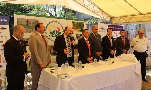 Donan a la SEN más de 33 toneladas de alimentos - ADN Paraguayo