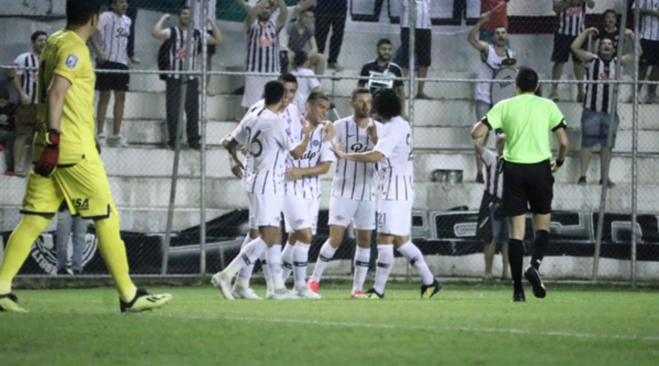 HOY / Lo liquida en pocos minutos y afronta su primera final en Copa Paraguay
