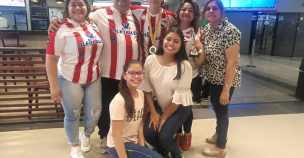 “El profe cortó el celular, por eso salimos campeón”