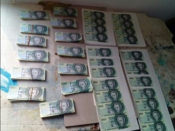 Advierten sobre circulación de billetes falsos de G. 50.000 y G. 100.000 - Nacionales - ABC Color