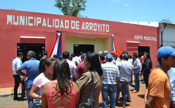 Concejales de Arroyito solicitan intervención de la Comuna » Ñanduti