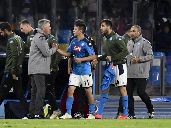 Jugadores del Napoli se niegan a seguir concentrados
