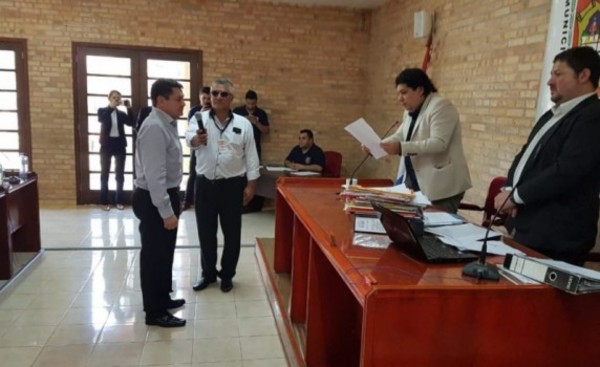 Kelembú vuelve a filas del Zacariismo