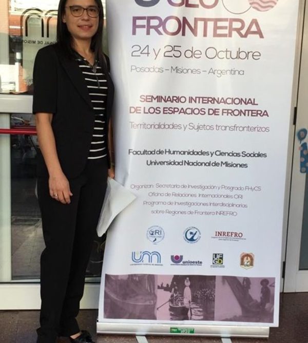 Docente paraguaya defiende una investigación en Argentina