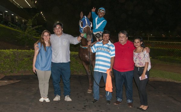 King Furia ganó el Hándicap de la Milla
