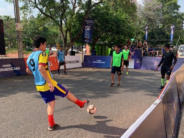 Actividades en la Costanera en la previa de la final de Sudamericana