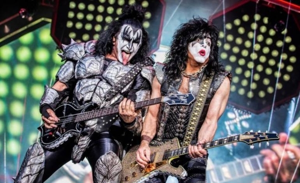 HOY / Kiss anuncia su despedida y Paraguay podría ser parte de su última gira