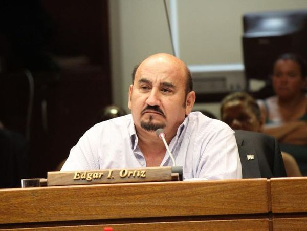 Diputado solicita renuncia de Efraín Alegre del Partido Liberal - ADN Paraguayo