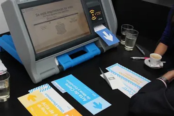 Contrataciones públicas ordena suspender voto electrónico | Noticias Paraguay