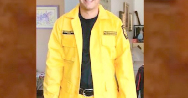 Quiere políticos bomberos que sientan la realidad
