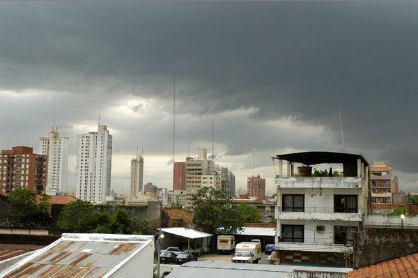 Calor, lluvias y humedad marcarán la jornada del jueves - Nacionales - ABC Color