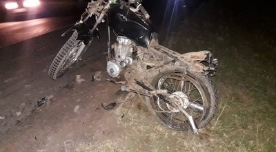 HOY / Motociclista murió al chocar contra camioneta