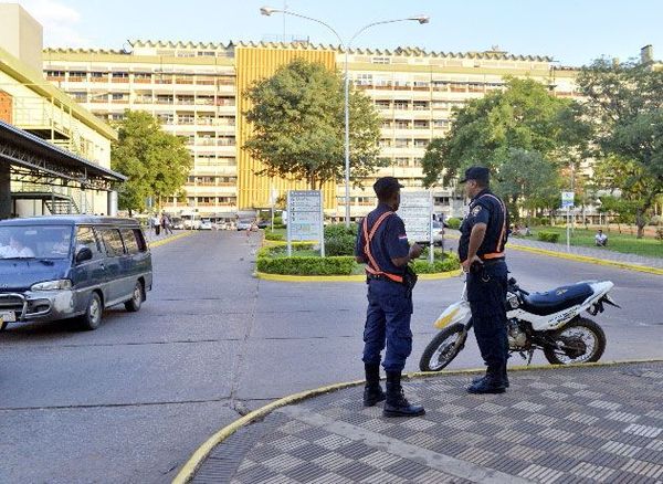 “Policía no abastece” ante inseguridad en IPS, reclaman - Nacionales - ABC Color