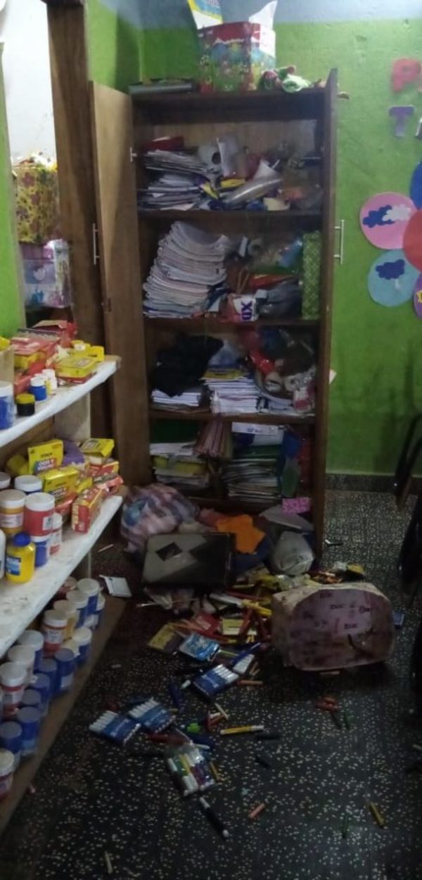 San Lorenzo: Robaron dinero y destrozaron varias aulas | San Lorenzo Py