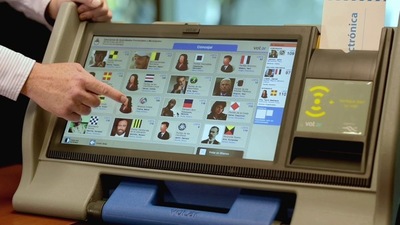 Apoderado de PLRA cree que ANR habría maniobrado para suspender licitación de máquinas de votación