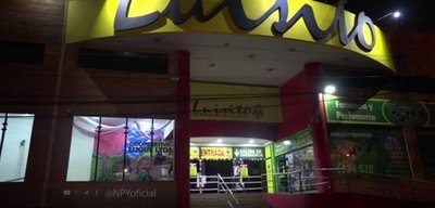 Electricista muere de una descarga mientras trabajaba en un supermercado | Noticias Paraguay