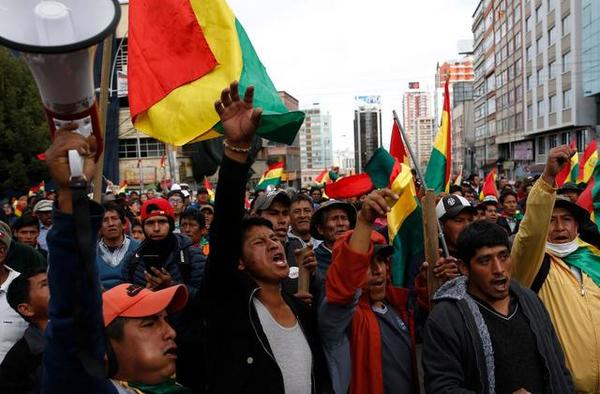 Asciende a tres las víctimas por los enfrentamientos en Bolivia » Ñanduti