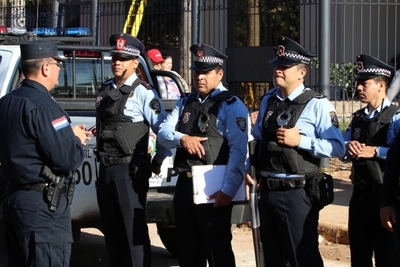 No habrá tolerancia para cuidacoches y policías cómplices