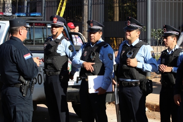 No habrá tolerancia para cuidacoches y policías cómplices