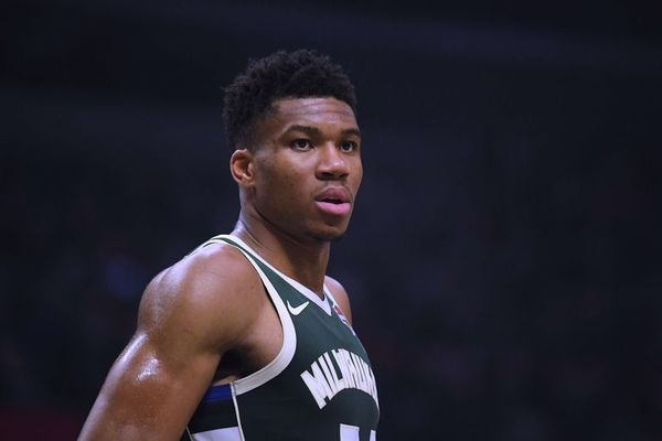 Harden y Antetokounmpo afianzan su protagonismo - Básquetbol - ABC Color