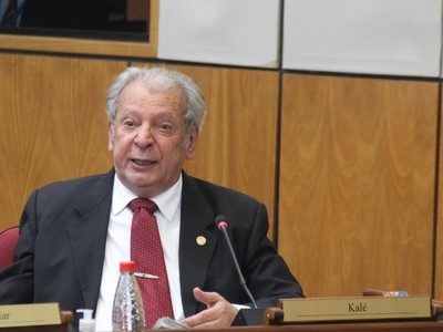 Galaverna acusó de