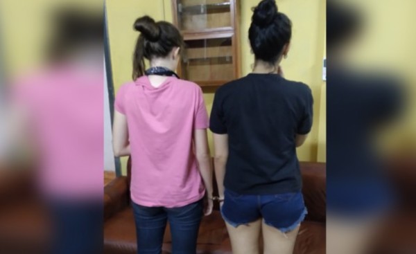 Brasileñas detenidas por hurtar prendas de vestir