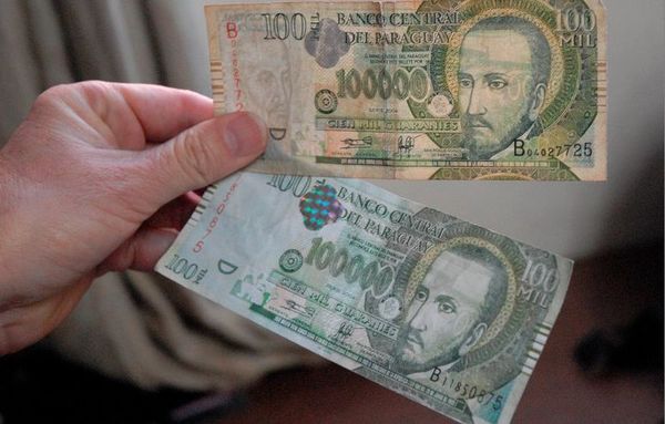 ¿Qué hacer con los billetes falsos del cajero?