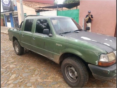DETIENEN A SUBCOMISARIO POR CASO DE SICARIATO