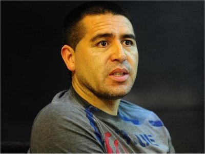 Riquelme: "Si hay unión, yo puedo pensar en ser presidente de Boca"