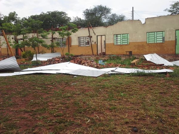 Dos escuelas de San Lorenzo fueron perjudicadas por la tormenta | San Lorenzo Py