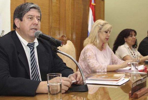 Ljubetic pide a legisladores que “sean claros” sobre si urnas electrónicas se usarán o no - Nacionales - ABC Color