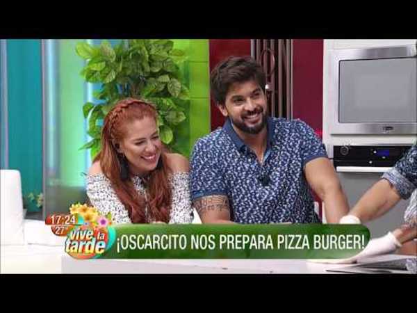 Pizza Burger en la cocina de Vive la Tarde