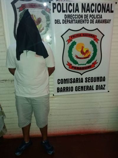 Policía detiene a brasileño con dos órdenes de captura - Nacionales - ABC Color