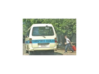 Chofer de transporte escolar imputado por violar a menor