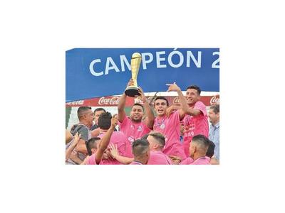 12 de Santo Domingo es campeón en la C