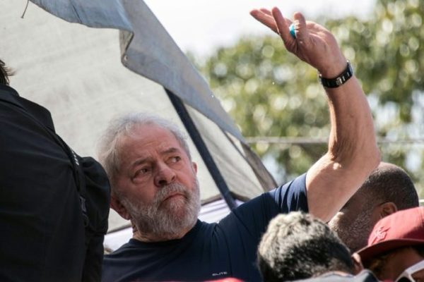 Tribunal de Brasil toma decisión sobre condenas que podría liberar a Lula » Ñanduti