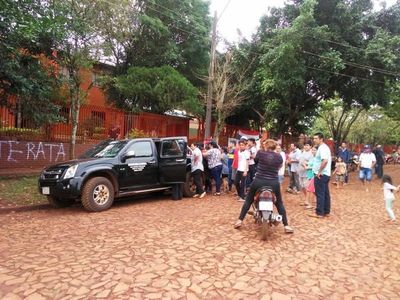 Comisario defiende actuación de policía y alega trasfondo político en manifestaciones - Nacionales - ABC Color