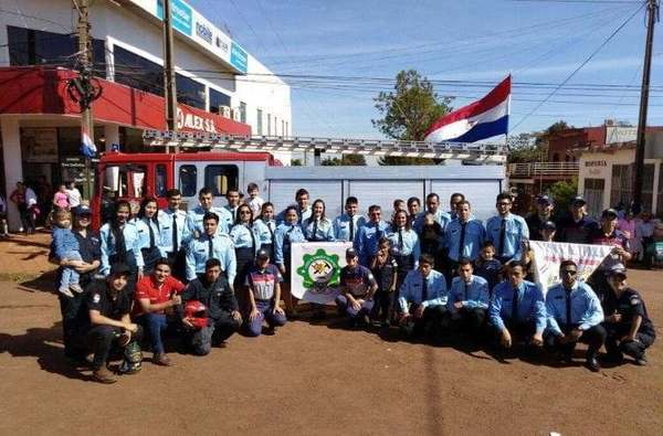 EL CUERPO DE BOMBEROS DE TRP CELEBRA 18 AÑOS DE FUNDACIÓN