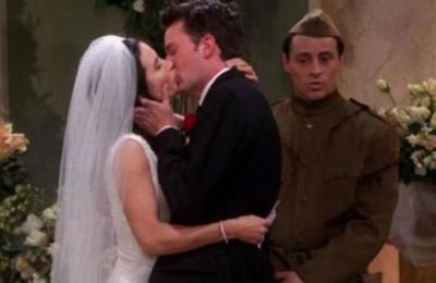 El inesperado reencuentro de Monica y Chandler de 'Friends' - SNT