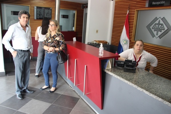 Denuncia: Concejales de Lambaré se reunieron con el fiscal del caso Gómez