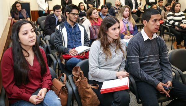 BID contribuirá al fortalecimiento del Programa Nacional de Becas de Posgrado